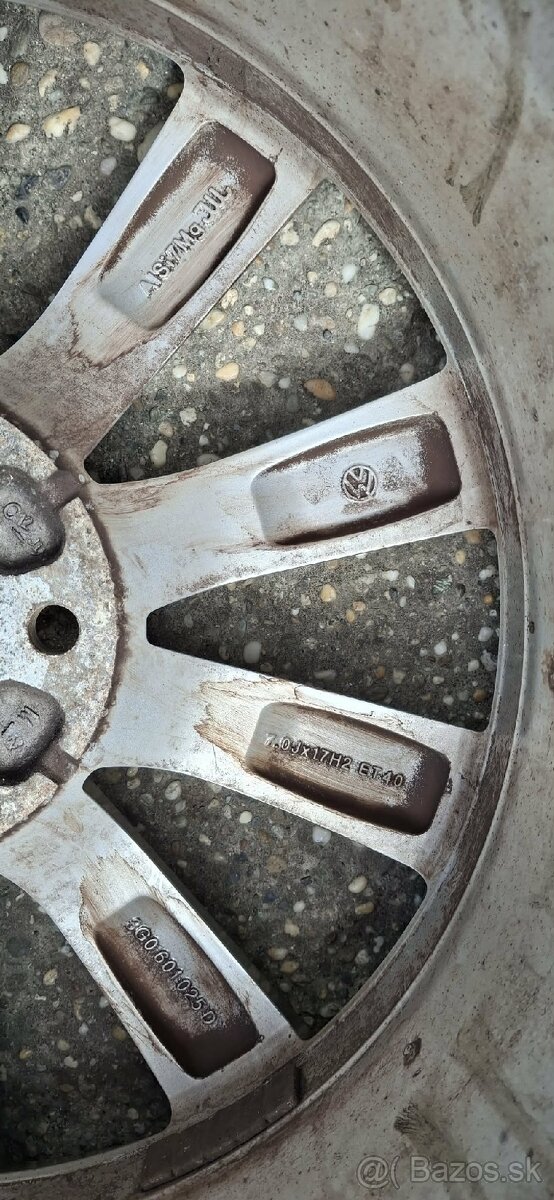 5x112 R17 Passat B8 - 4