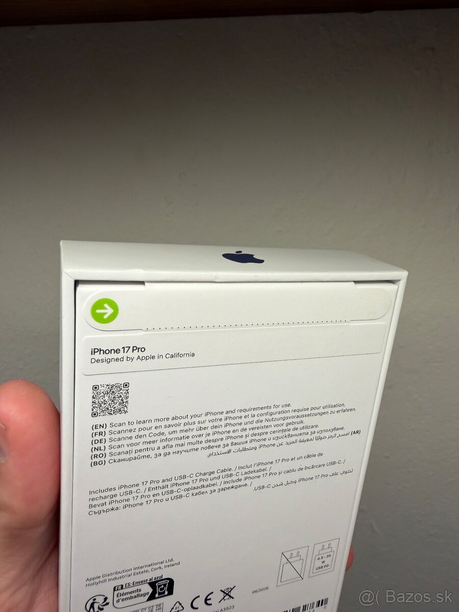 iPhone 17 Pro 256GB Deep Blue - 4