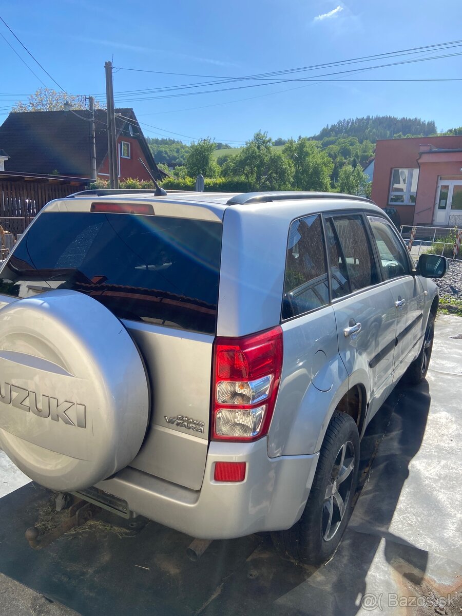 Suzuki Grand Vitara - 4