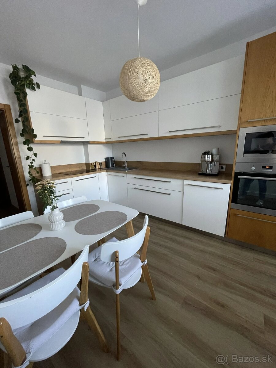 PRENÁJOM – veľký 2iz byt na Nivách – foto 4