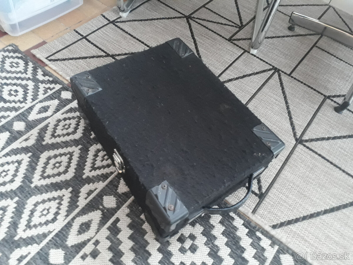 Case, kufre retro na renováciu - 4