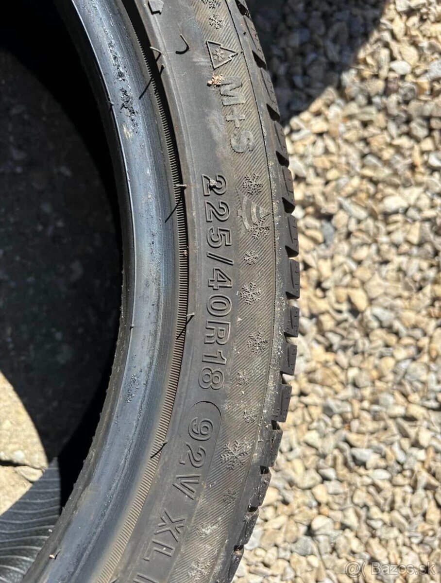 Sunny Wintermax NW211 225/40 R18 92V - 4