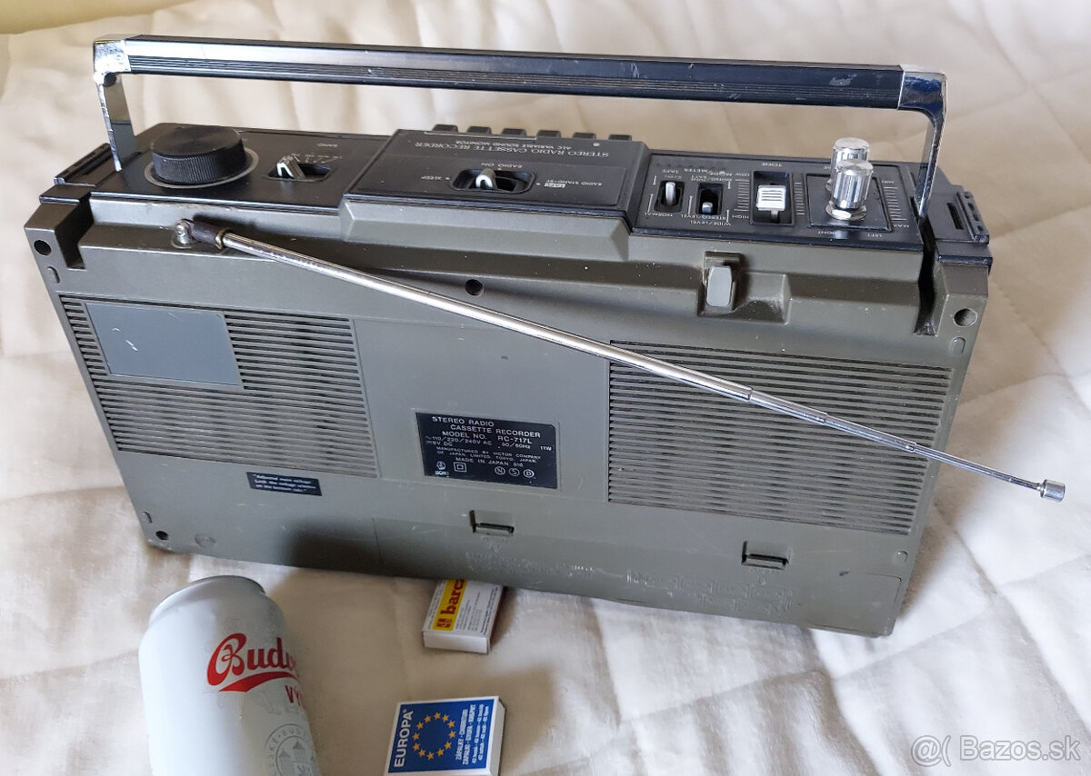 Predám aj pre zberateľa rádio JVC RC - 717 L - 4