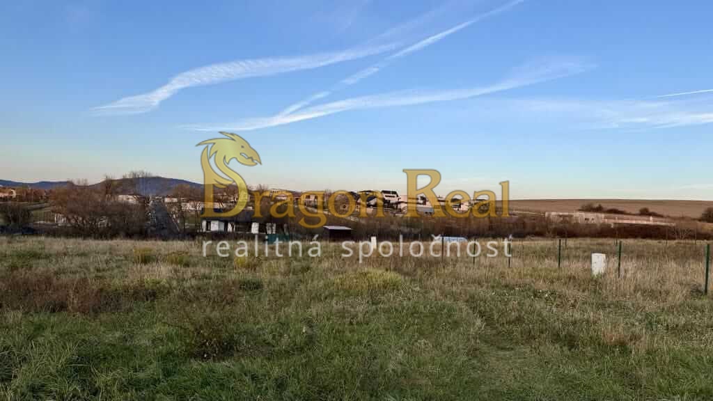 PREDAJ – investičný pozemok na budúcu výstavbu- ĽUBOTICE - 4