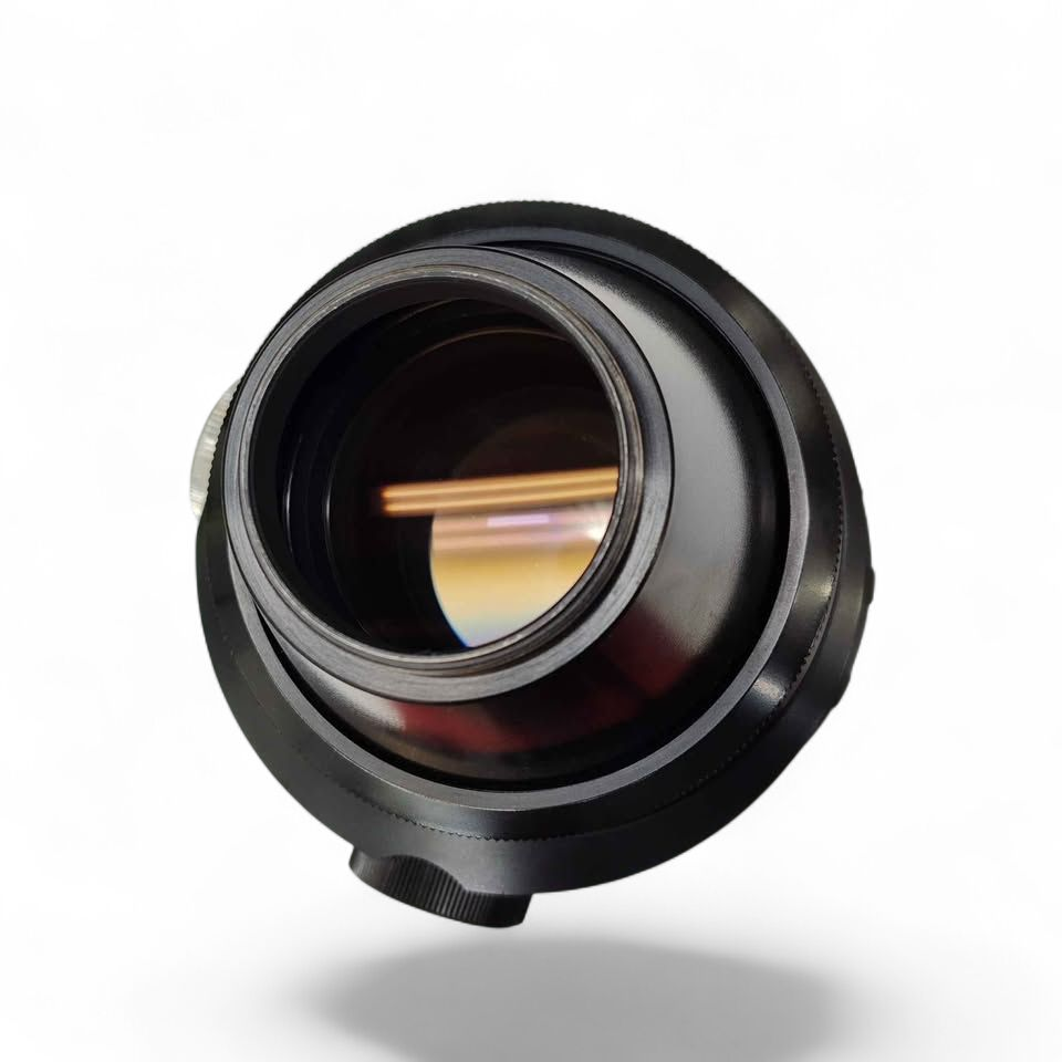 Pentacon 200mm f4 Bokeh Monster green M42 - 4