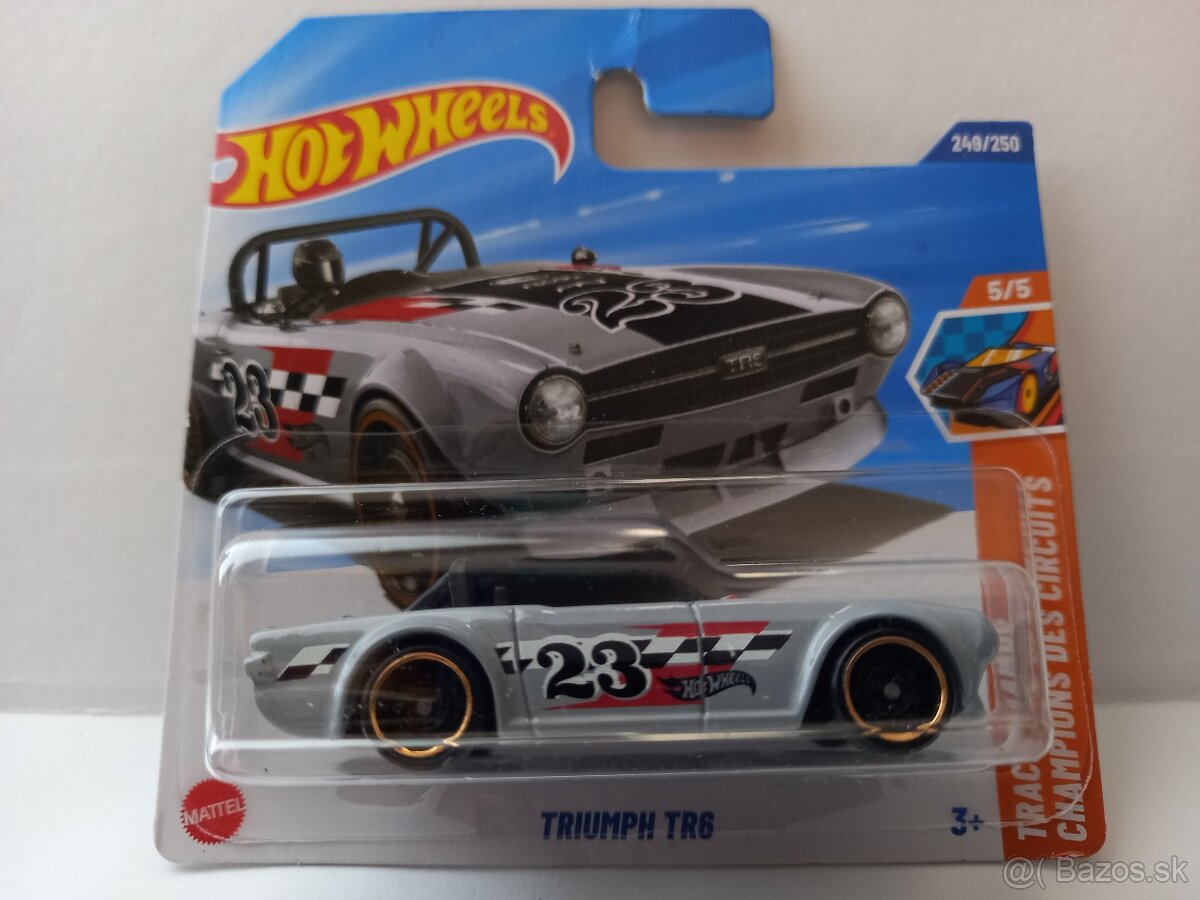 HOT WHEELS - TREASURE HUNT - TRIUMPH, BUICK, NISSAN - 4
