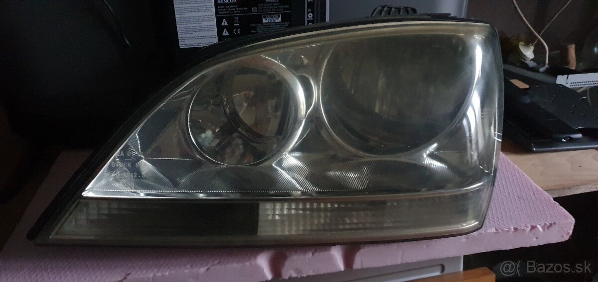 Predam predne a zadne svetla kia sorento - 4