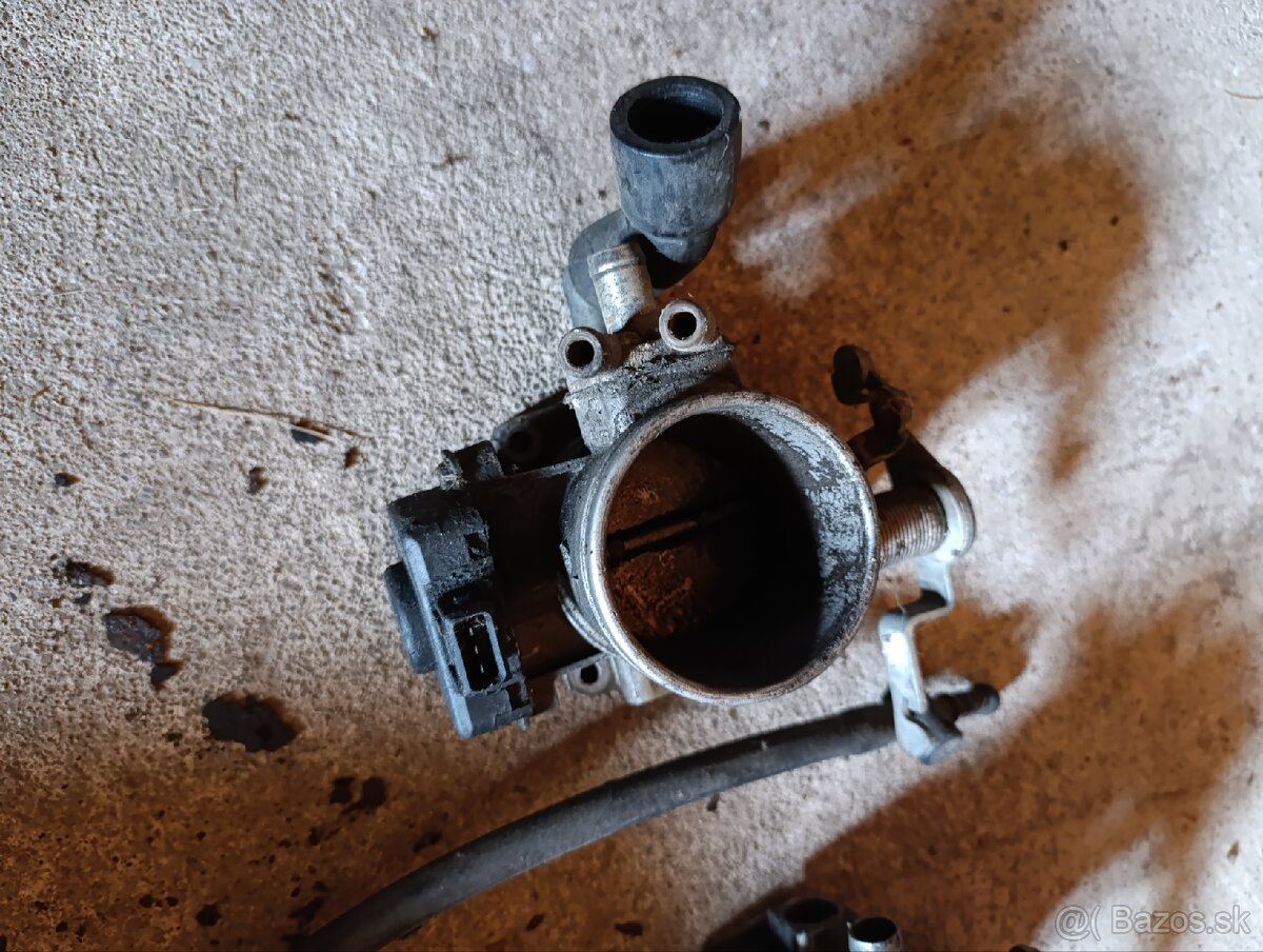 Škrtiaca klapka BMW e34 - 4