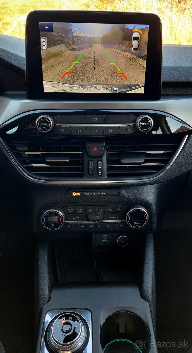 Predám Ford Kuga 2.5 Duratec PHEV 225k Titanium CVT - 4