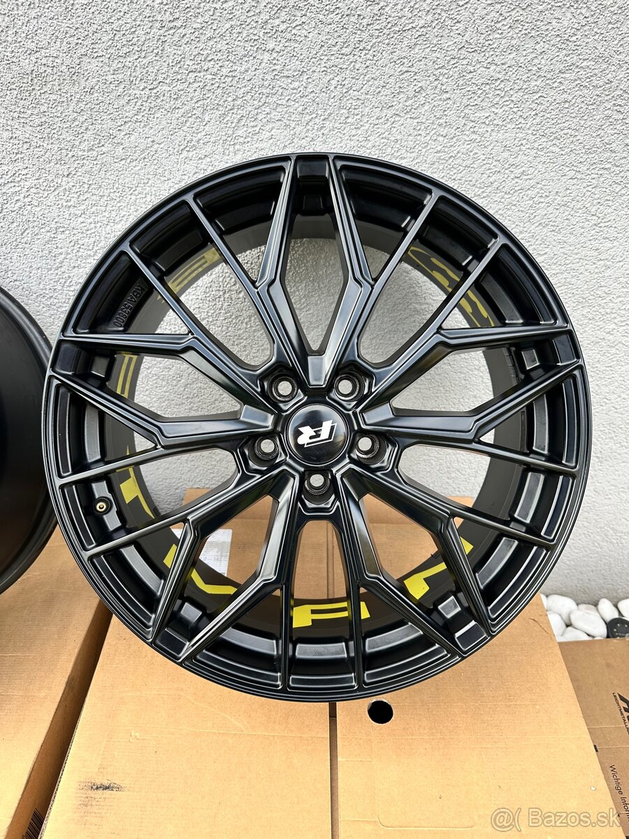 Aez Porto Black R19 ET35 8Jx19H2 - 4