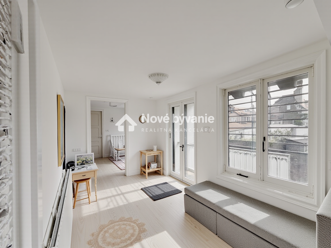 Rodinný dom na rekonštrukciu s pozemkom 10,97 árov v obci Dr - 4