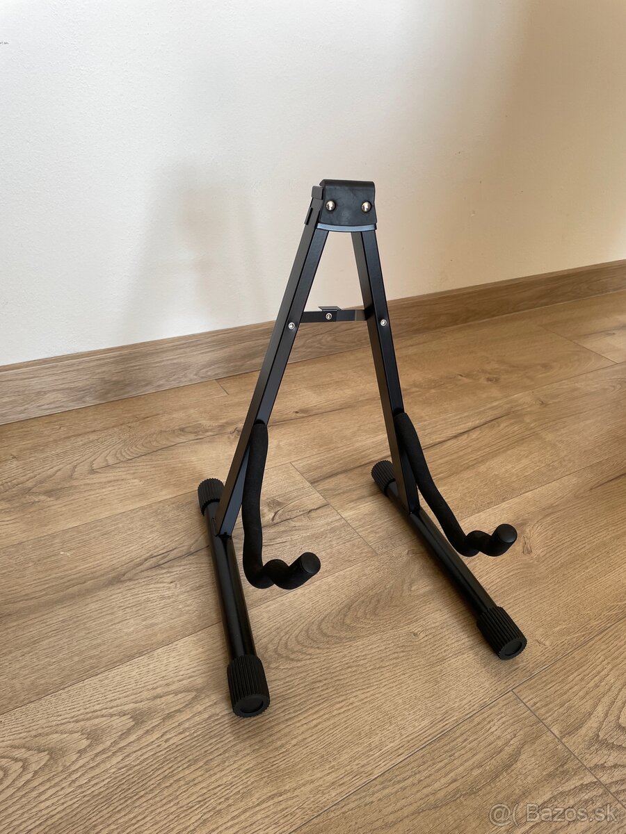 gitara Valencia + stojan, ladička, kapodaster – ako nová - 4