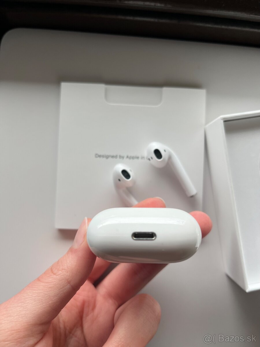 Apple AirPods 2 generácia - 4