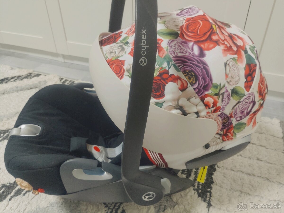 Autosedačka Cybex Cloud Z i-Size Spring Blossom+ Báza - 4