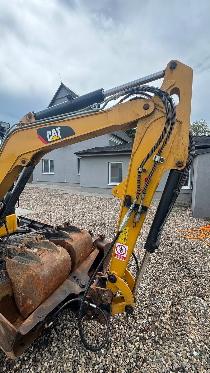 Pásový minibagr CAT 303.5 ECR - 4