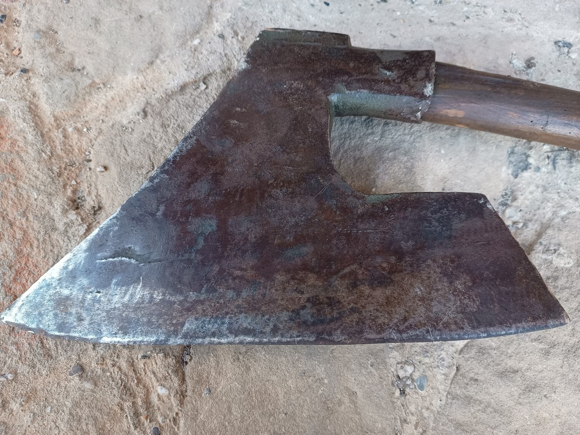 sekera,sekery,hoblík,nebožiec,staré náradie,dláto 237 - 4