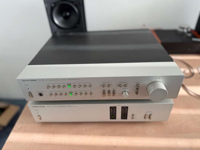 Predám Harman/Kardon HK 770 + HK 725 servisované, dual mono - 4