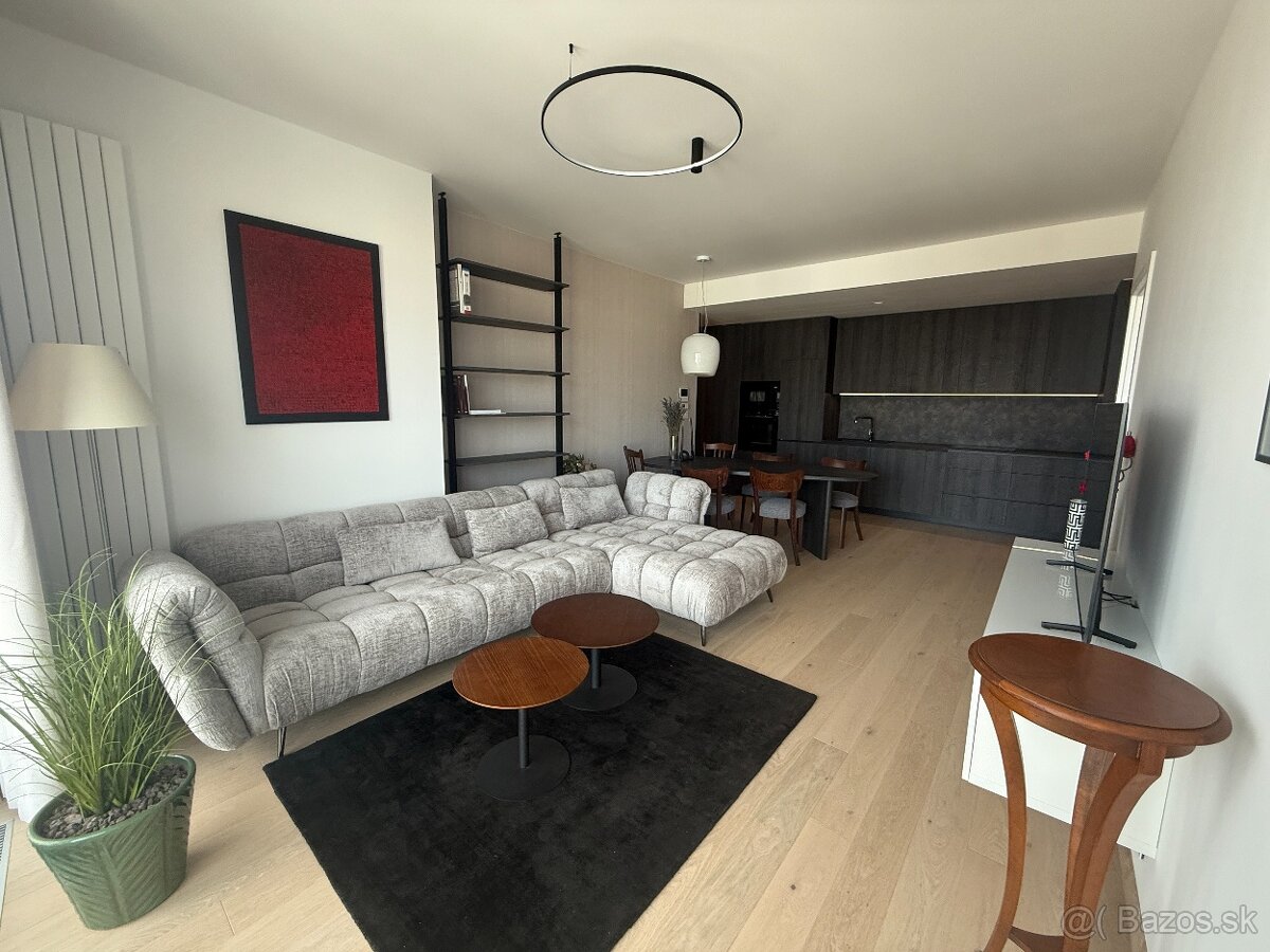 Luxusný 2-izbový byt v EUROVEA TOWER (60 m²) + loggia + park - 4