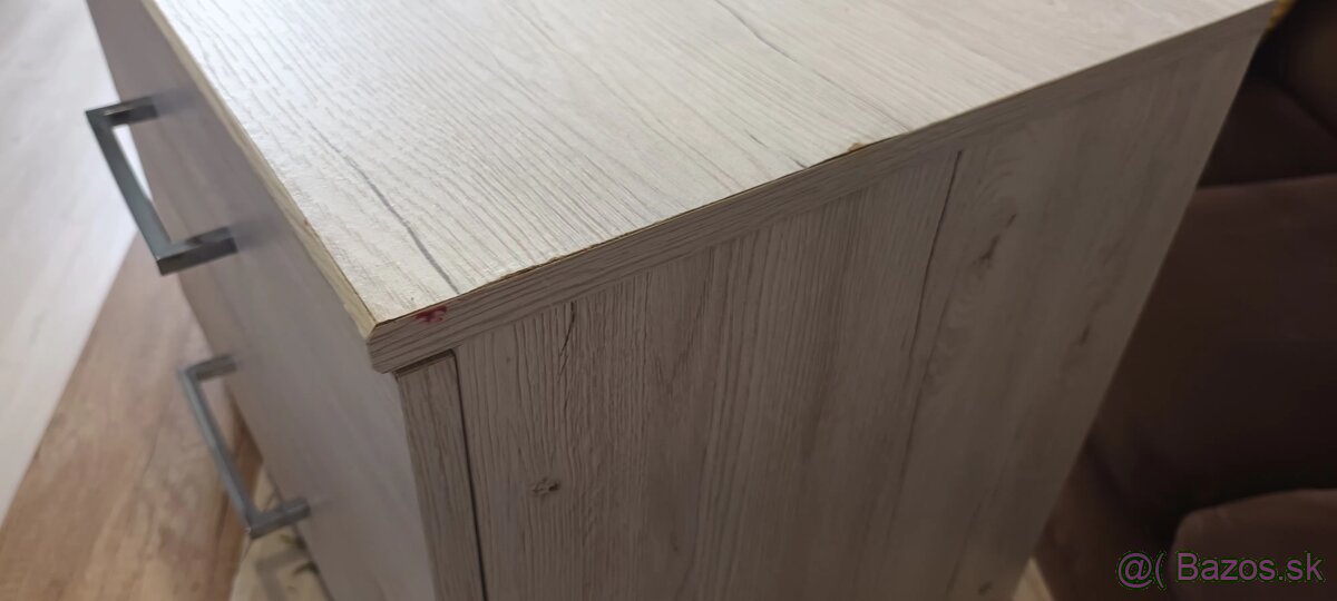 Nočné stolíky - 4