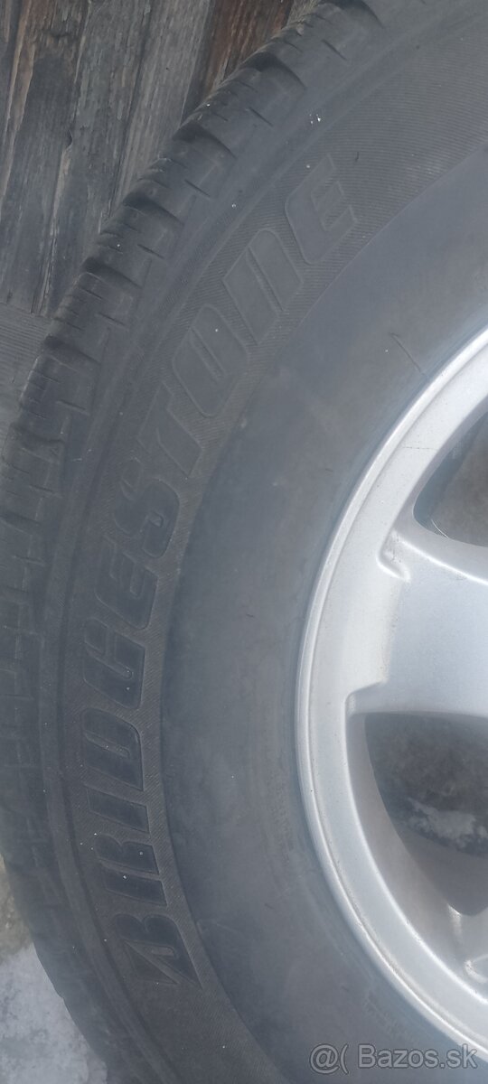225/75r16 - 4
