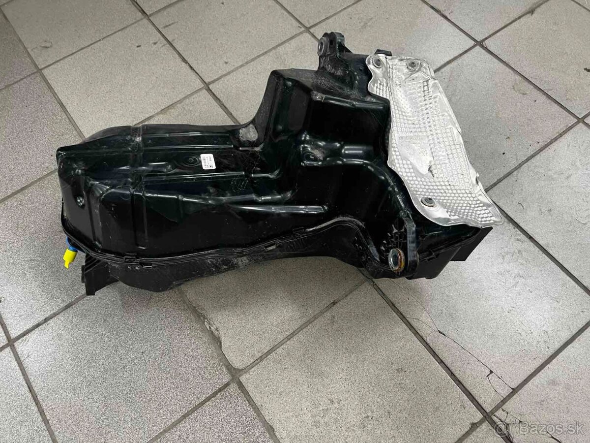 Čerpadlo ADBLUE VW TOUAREG - 4