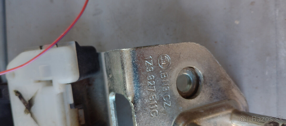 podvolantovy krúžok - 4