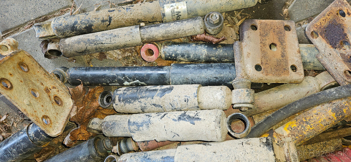 Suzuki Samurai 1,0 - diely - 4