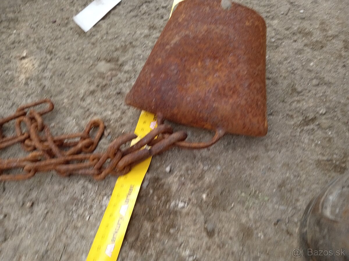 Zvonec.plechovky.pahovnik orezavač - 4