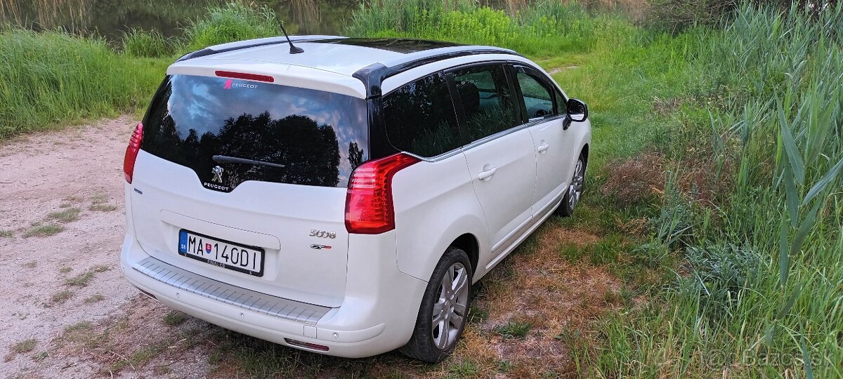 Peugeot 5008 - 4