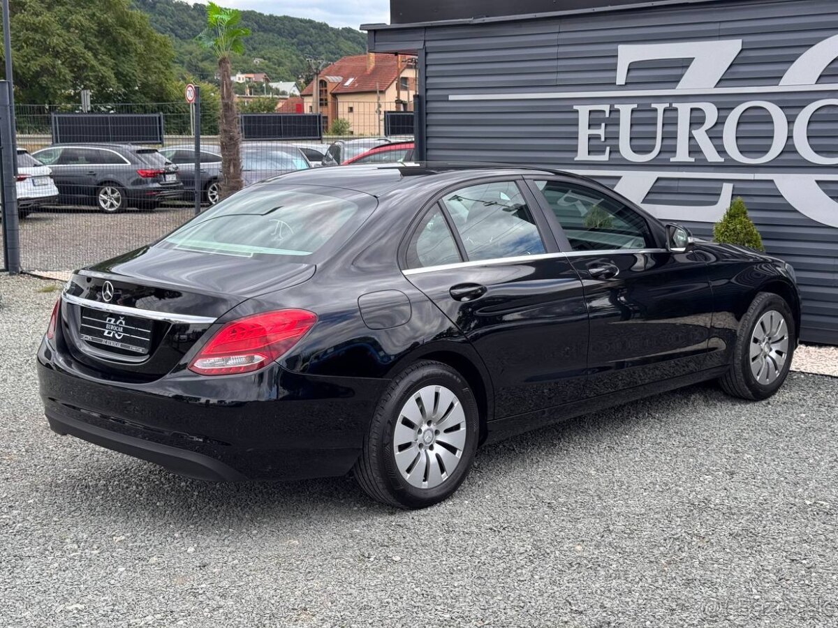 Mercedes-Benz C 200 Classic - 4