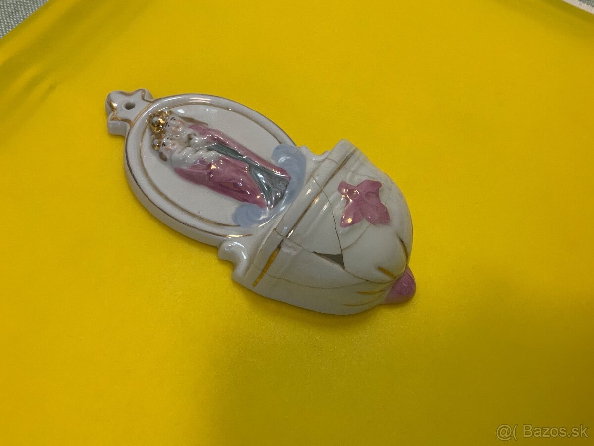 Svätenička, pátričky, krížik - 4