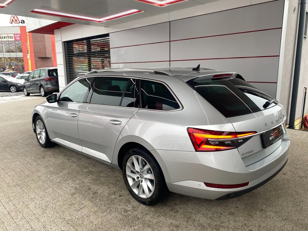 Škoda Superb Combi 2.0 TDI DSG Style 110kW - 4