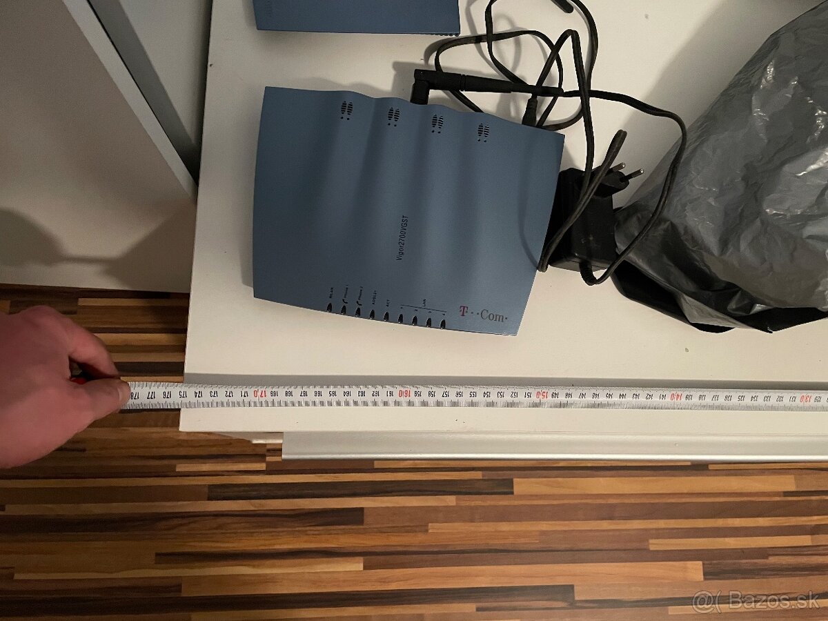 Obyvacia stena biela - 4