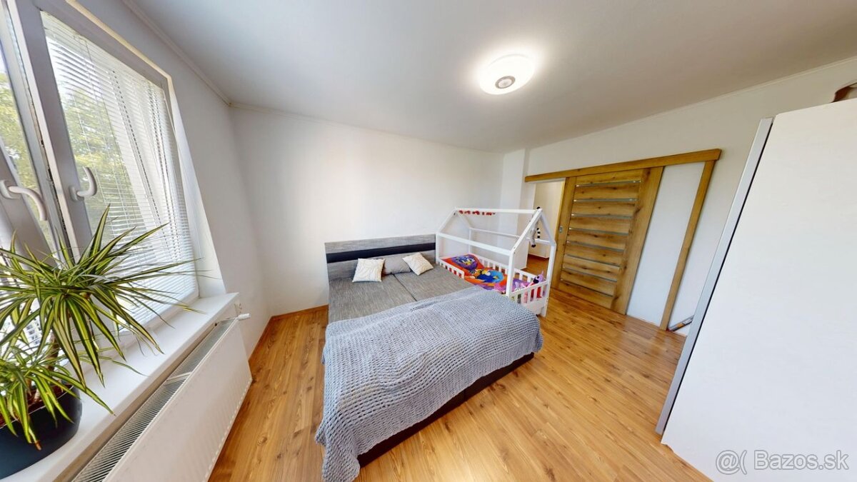 REZERVOVANÉ/ MODERNÝ 2- izbový byt v centre obce Bošany - 4