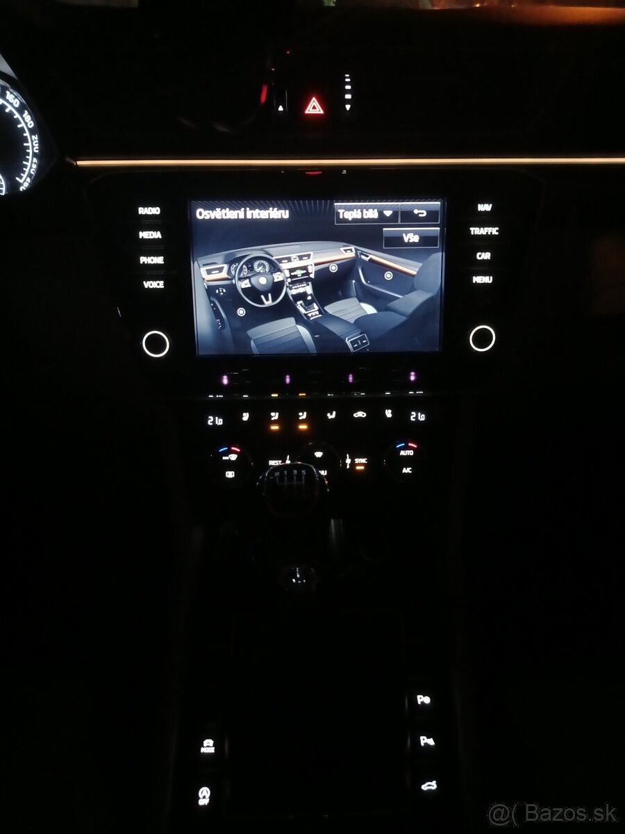 Škoda Superb combi 2.0 TDI 110 kw - 4