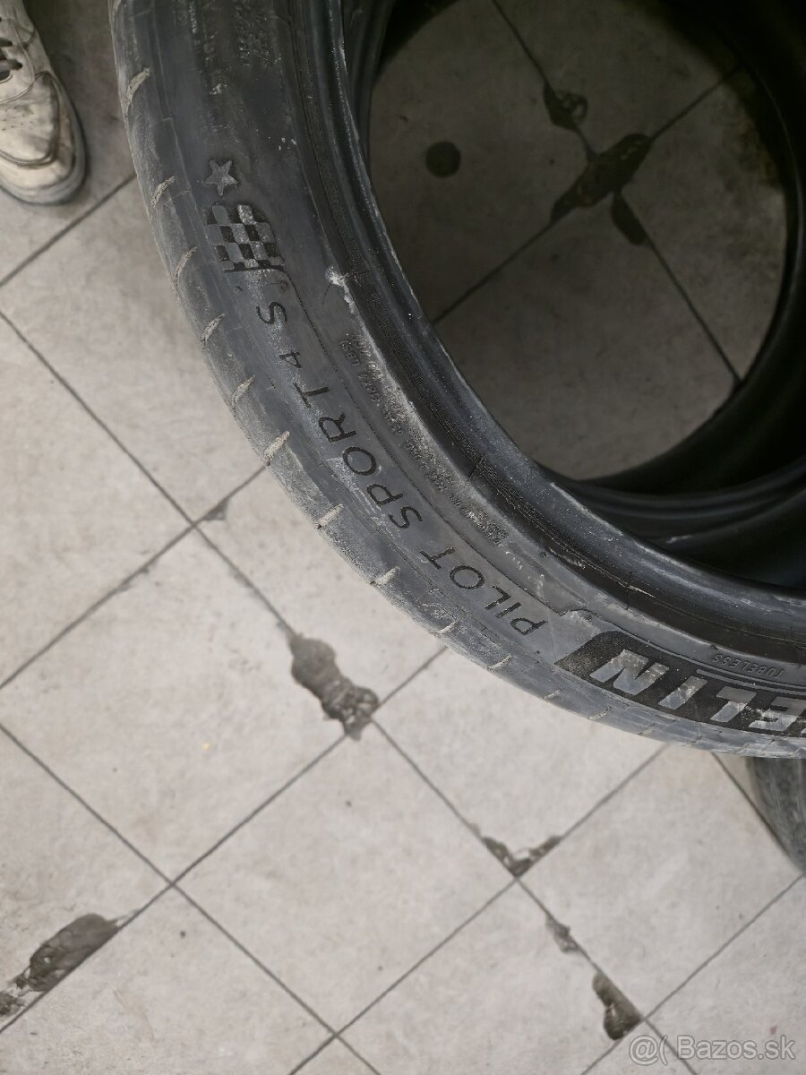 255/40 R21 , 265/40R21 - 4