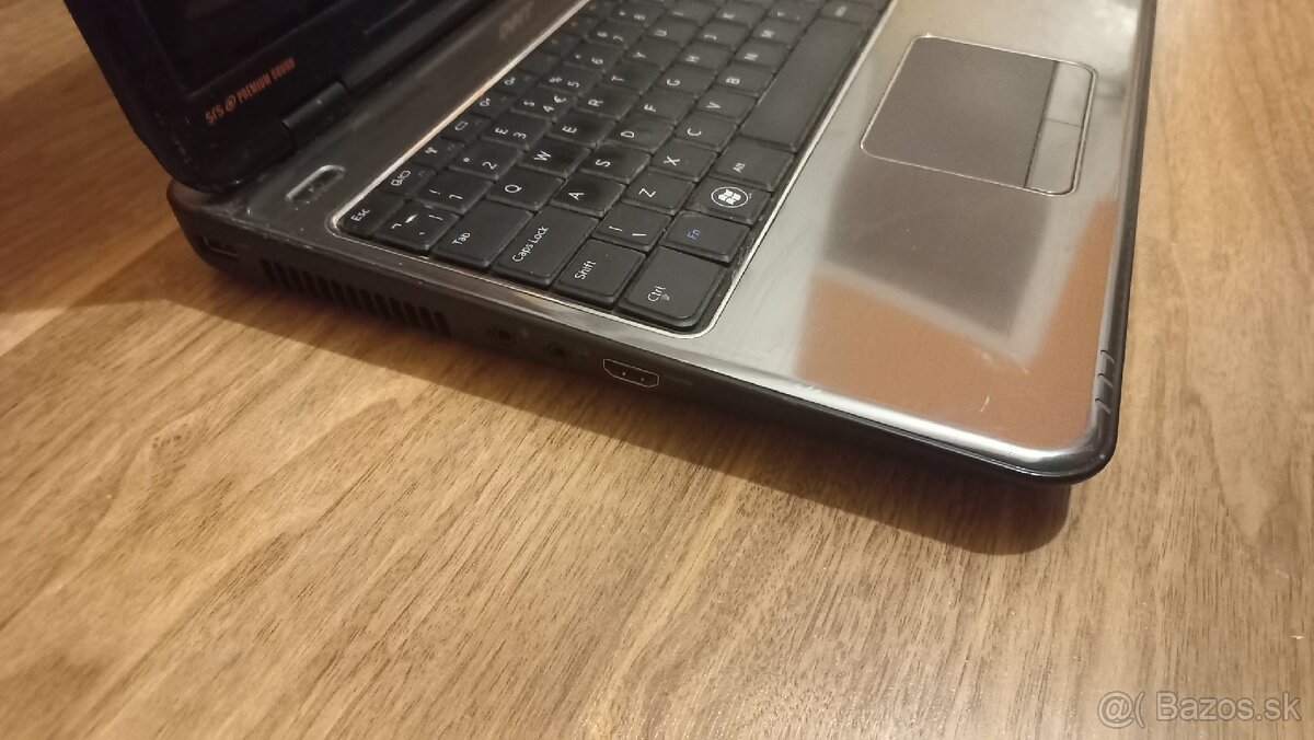 Dell inspiron M501R - 4