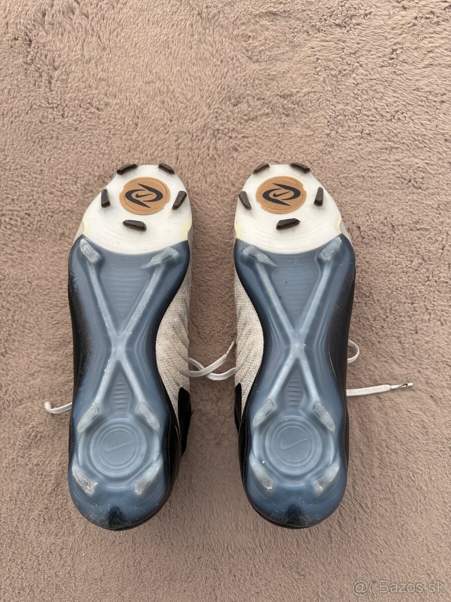 Kopačky Nike Phantom Luna FG - 4