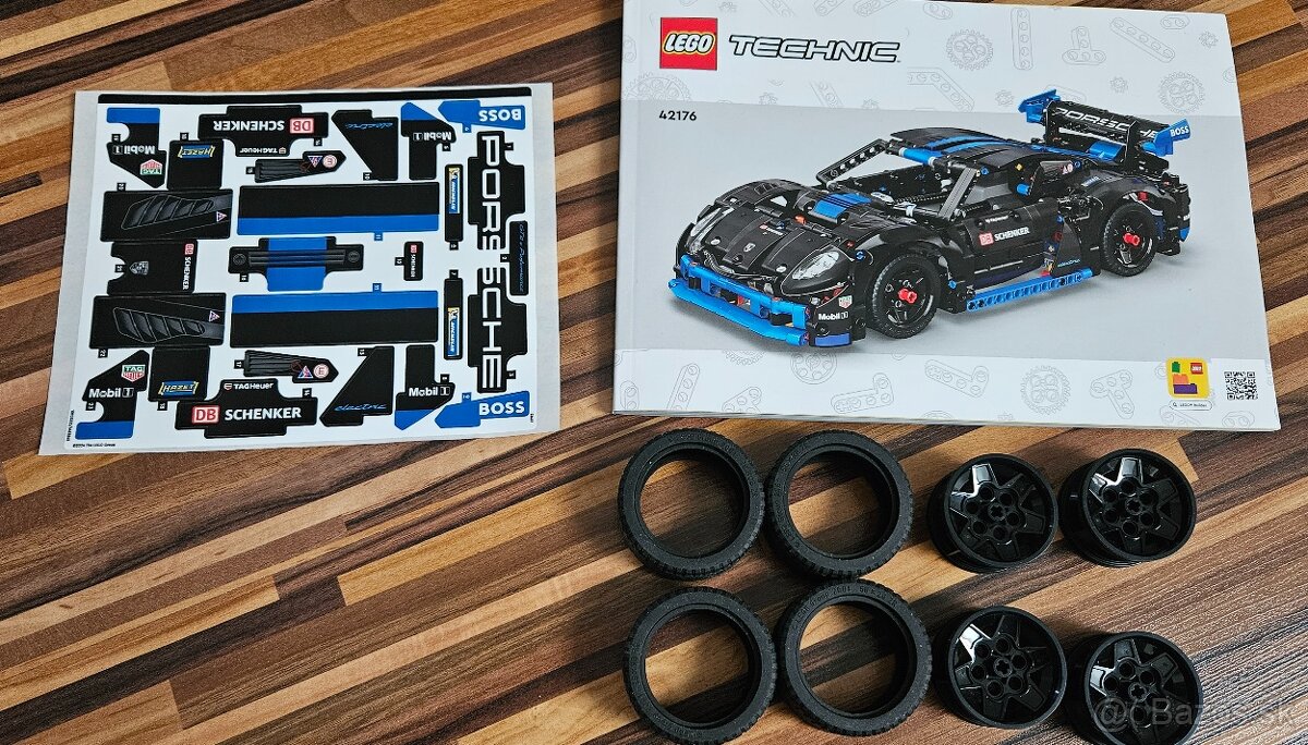 Predam LEGO Lechnic 42176 Pretekárske auto - 4