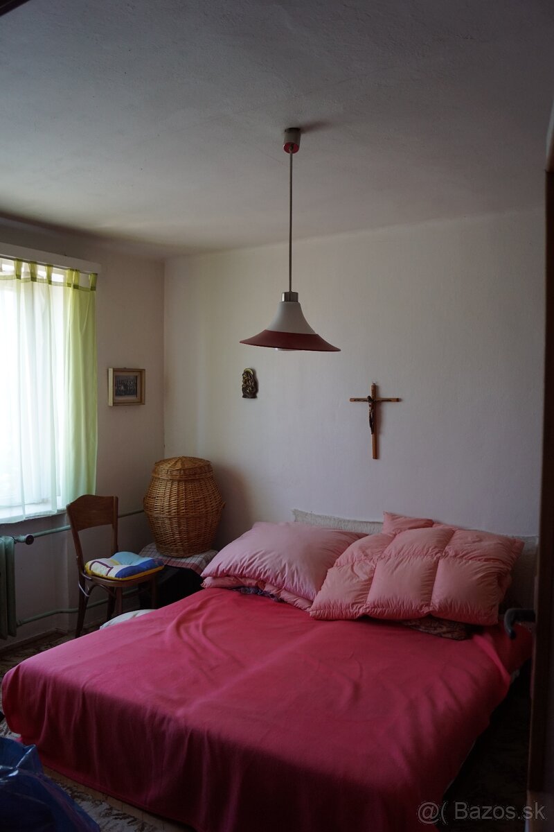 Predám 4-izbový byt v Sečovciach – pôvodný stav - 4