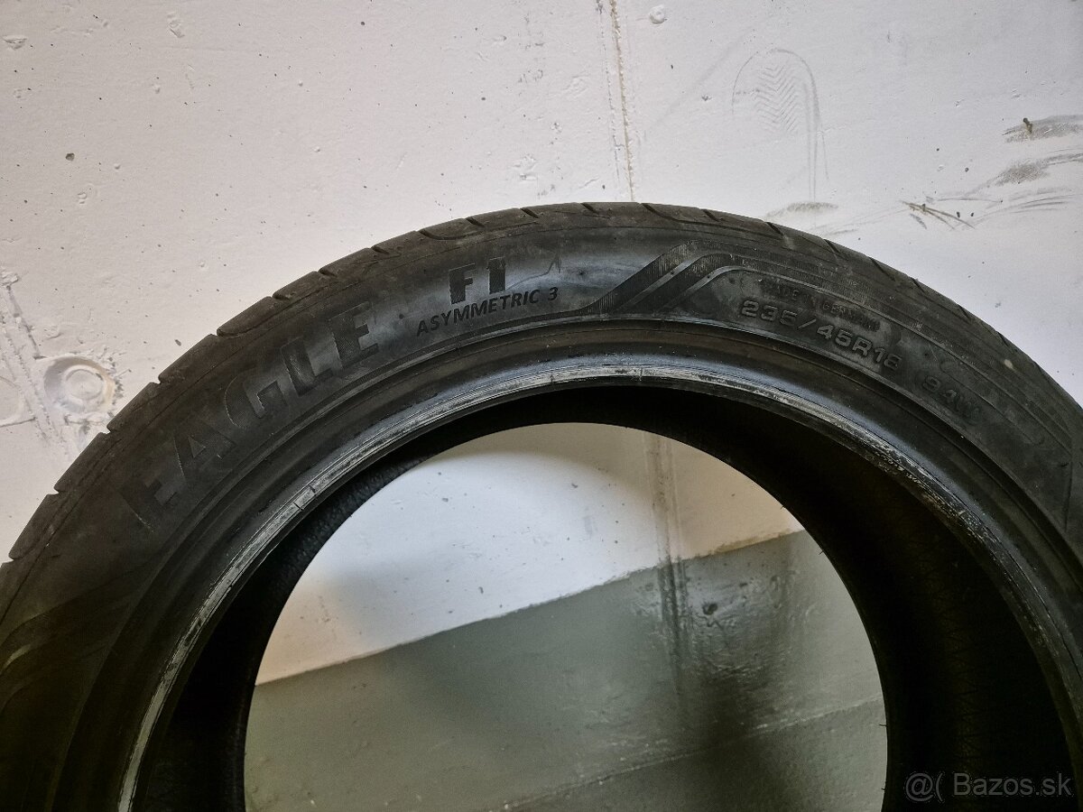 Letná pneu Good Year 235/45R18 - 4