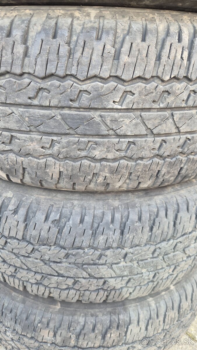 265/65R17 112S Bridgestone - 4