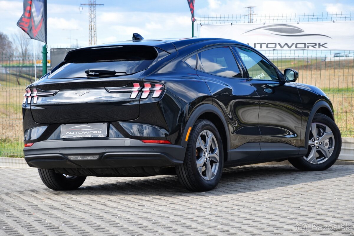 Ford Mustang Mach-E 98,7 kWh Extended_PANORAMA_2022 DPH - 4
