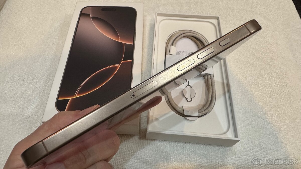 TOP iPhone 16 Pro Max GOLD - 4