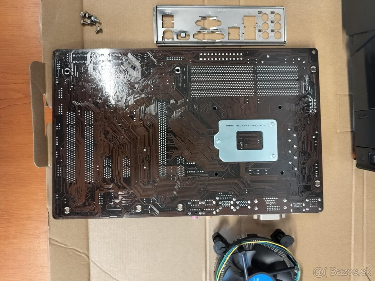 ASRock H87 Pro4 - zostava alebo len doska - 4