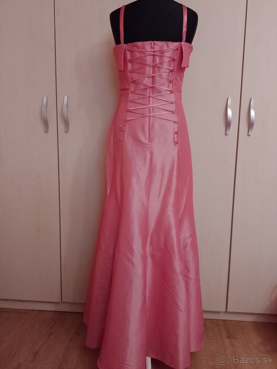Krásne dlhé broskyňovo - ružové spoločenské šaty - 4