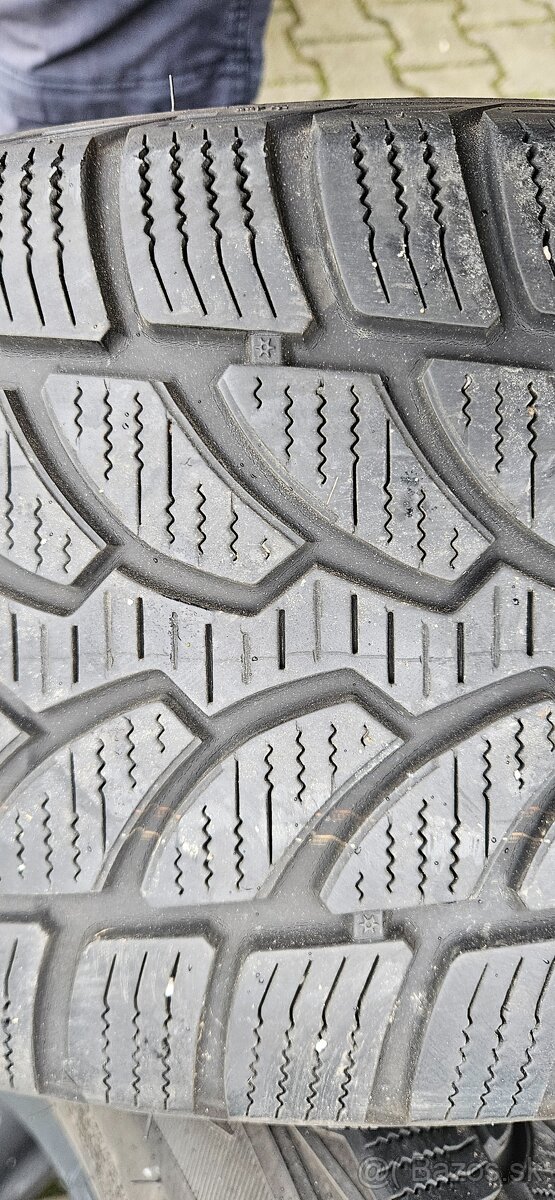 Zimné pneumatiky: 225/50 R17 94H - 4