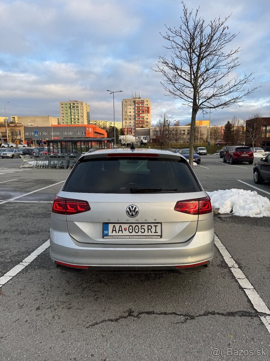 Volkswagen Passat Variant 2.0 TDI EVO Business - 4