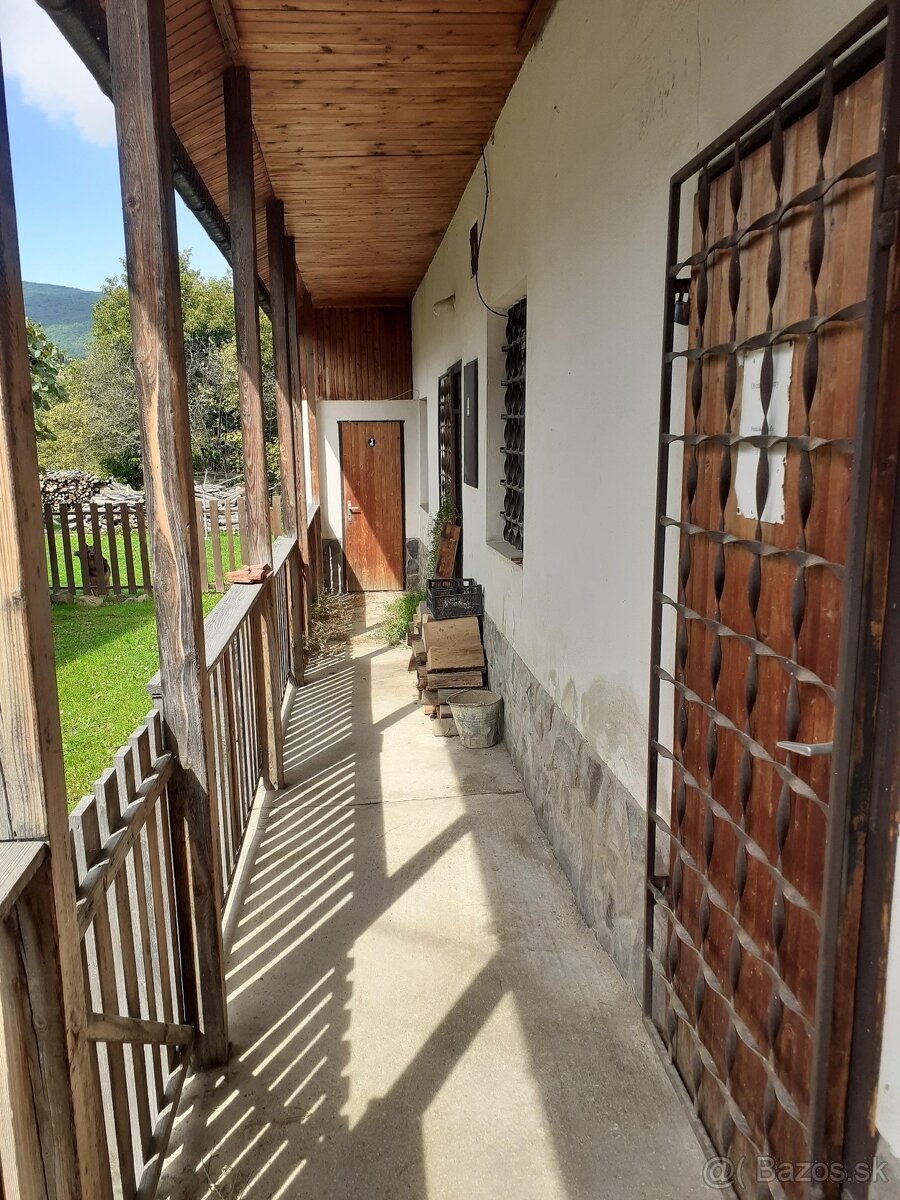 Chalupa v obci Kolačno - 4