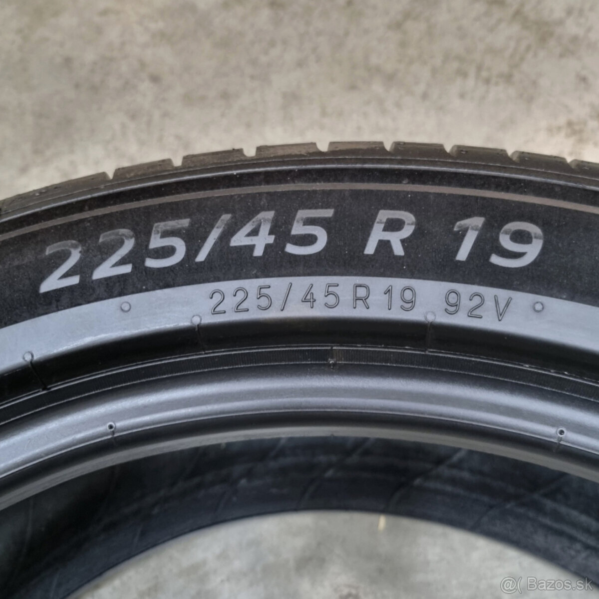 Letné pneumatiky 225/45 R19 MICHELIN - 4